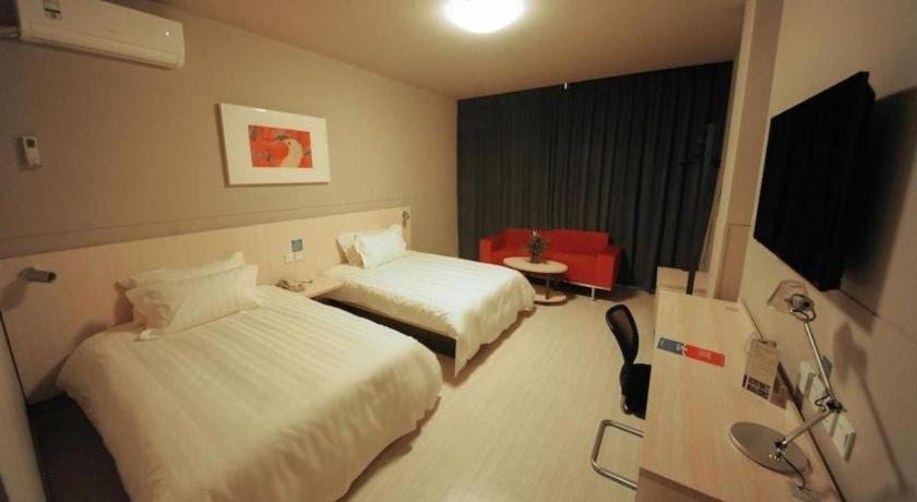 Jinjiang Huairou Qingchun Road Wanda Plaza Hotel 2*