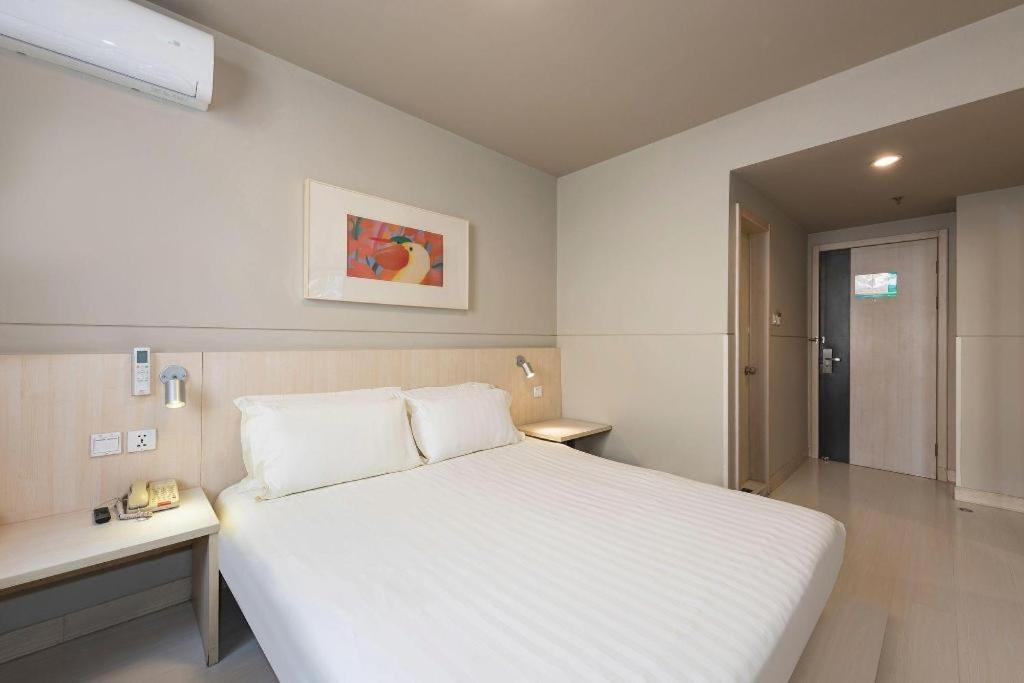 Jinjiang Huairou Qingchun Road Wanda Plaza